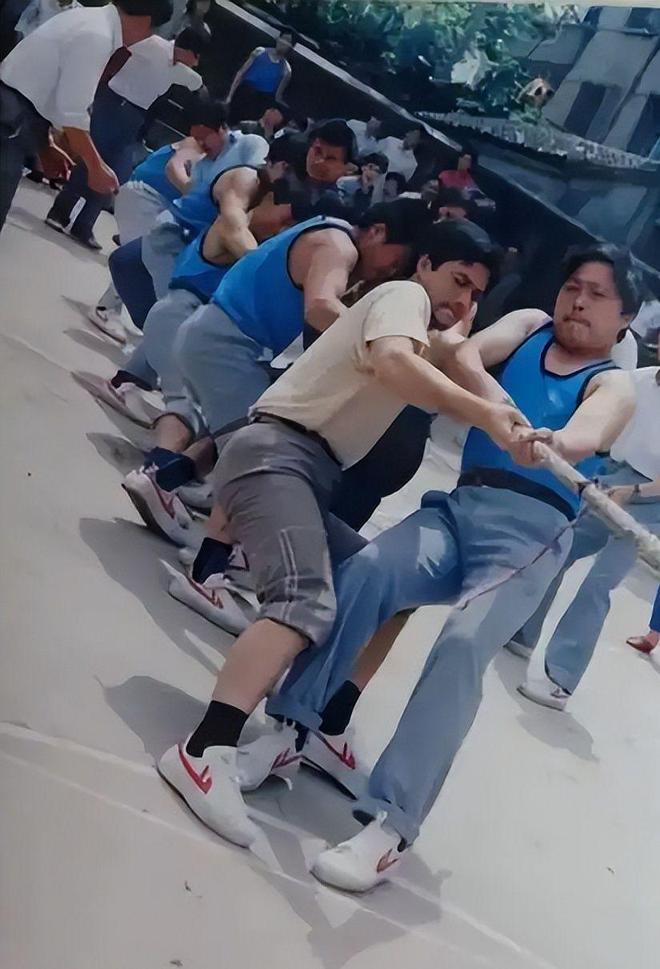 运动鞋如今却很少有人问津谁在盲目跟风AG真人游戏平台曾被捧上天的4种国产(图5)